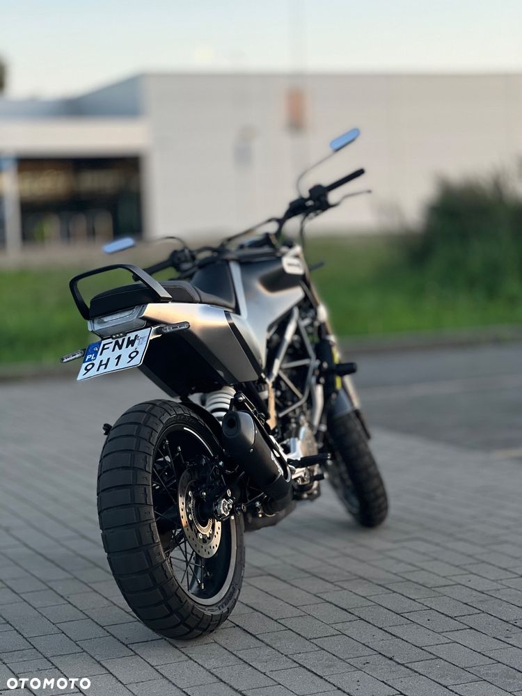 Husqvarna Svartpilen - 7