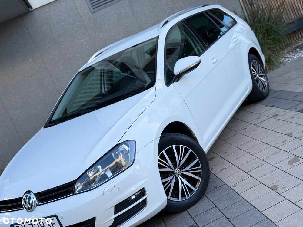 Volkswagen Golf - 35