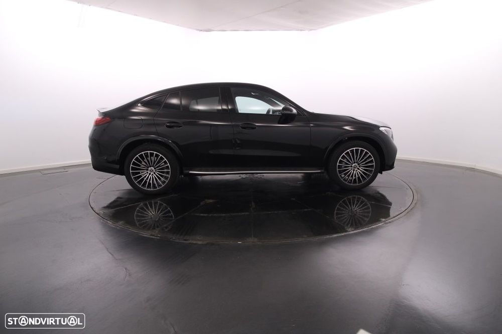 Mercedes-Benz GLC 300 de Coupe 4Matic - 9