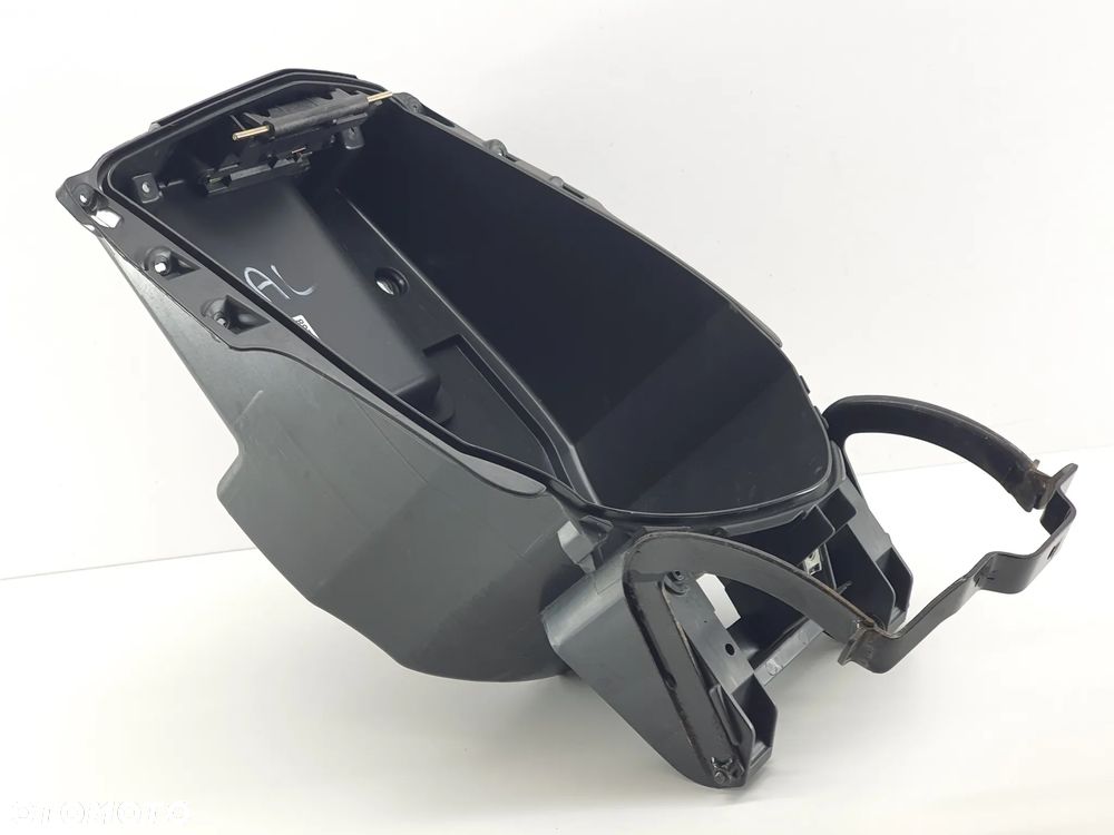 SCHOWEK KUFER   PEUGEOT E-VIVACITY - 8
