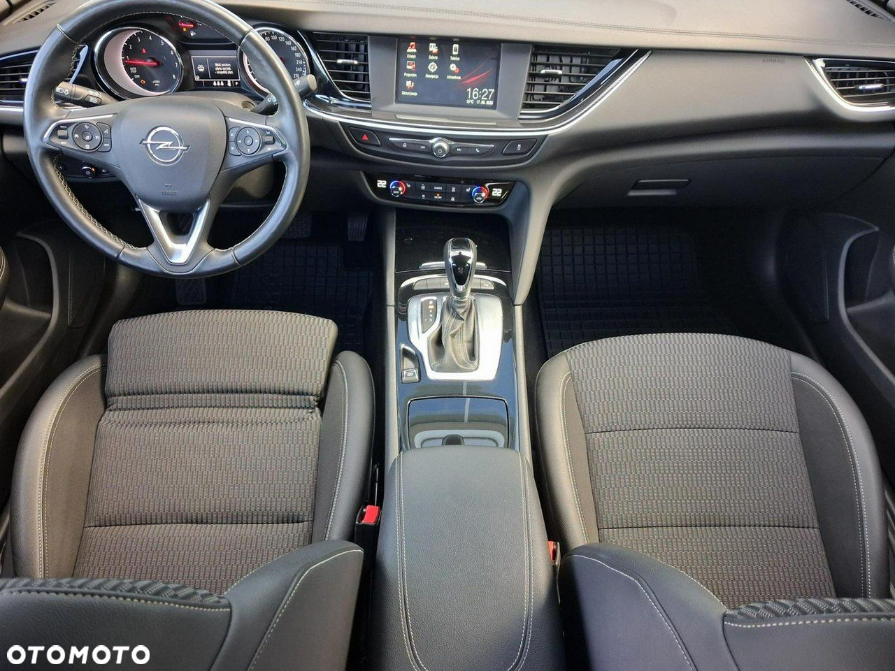 Opel Insignia - 15