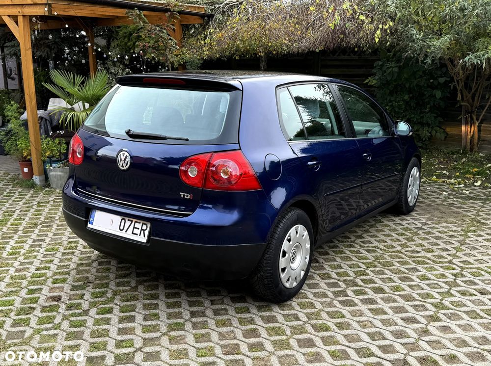 Volkswagen Golf V 1.9 TDI Comfortline - 35