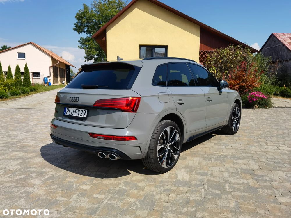 Audi SQ5 - 5