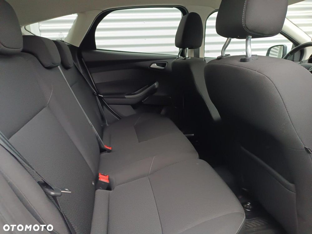 Ford Focus 1.5 TDCi Trend - 23