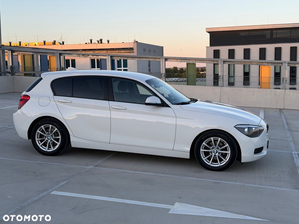 BMW Seria 1 116d - 4