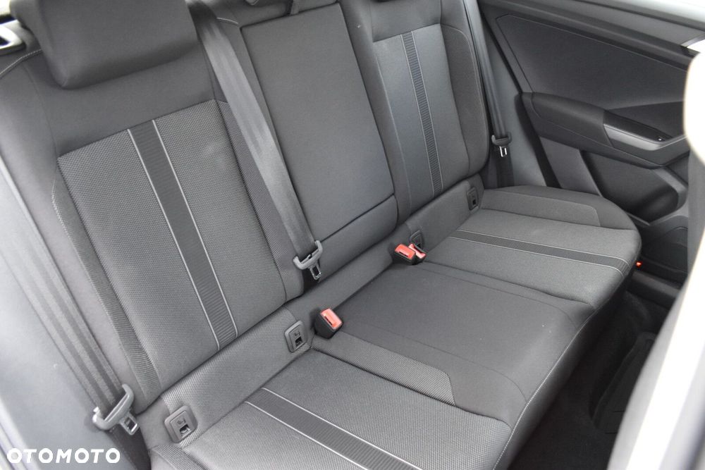 Volkswagen T-Roc 1.5 TSI Life Plus DSG - 32