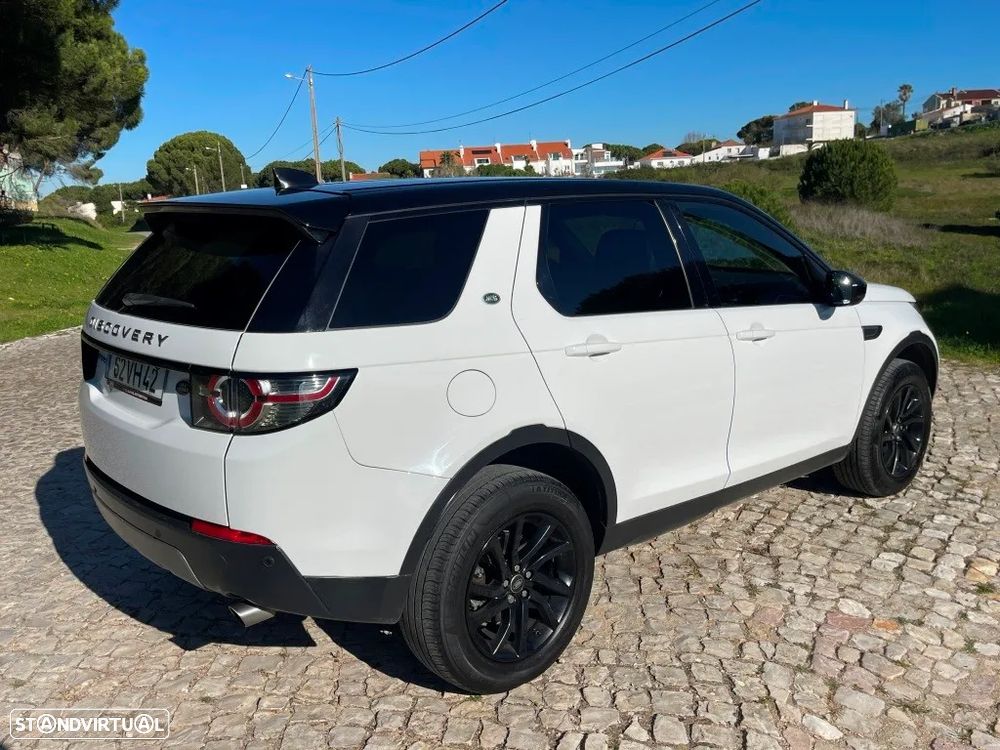 Land Rover Discovery Sport 2.0 TD4 HSE Luxury - 4