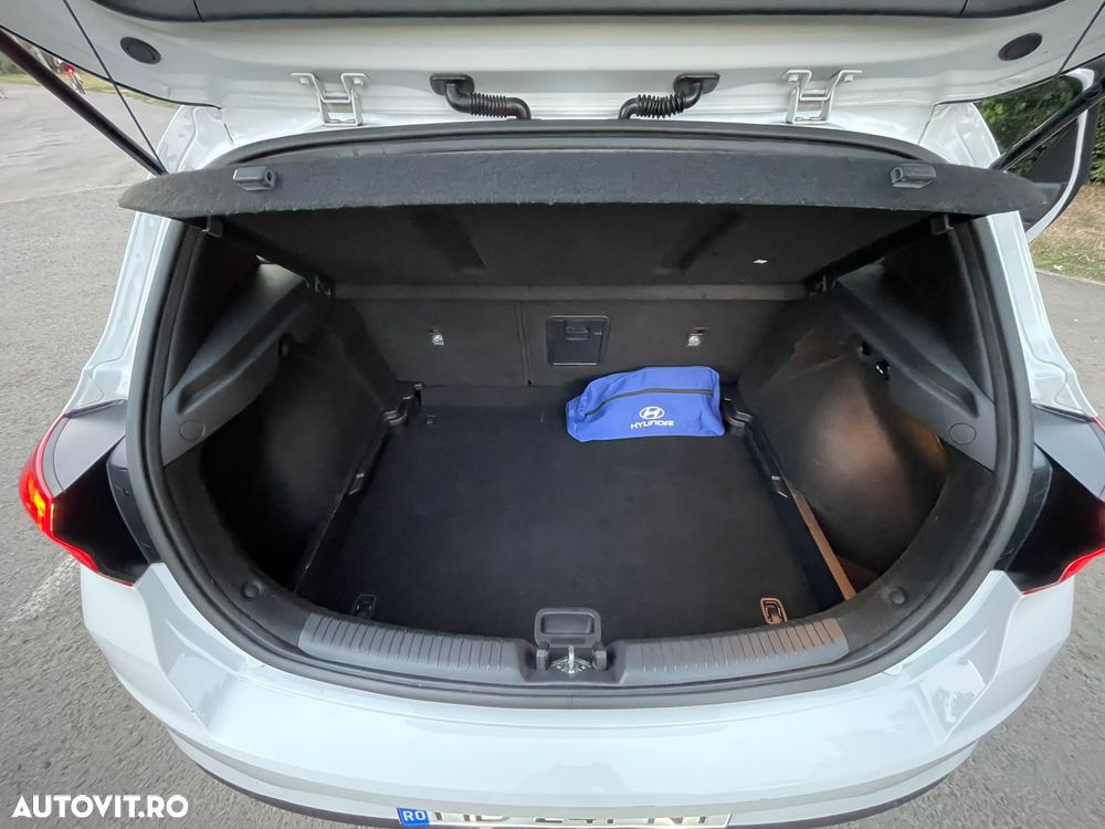 Hyundai i30 1.5 110CP M/T Highway - 28