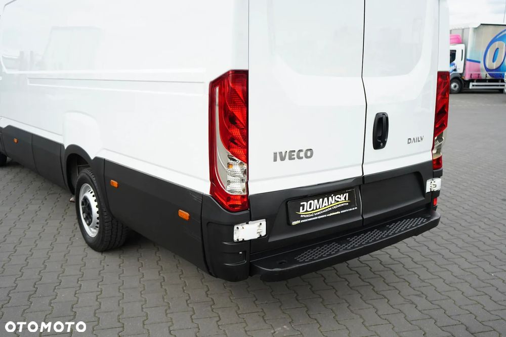Iveco DAILY / 35S14 / 2,3 MultiJet / MAXI / 136 KM / MAŁY PRZEBIEG - 33