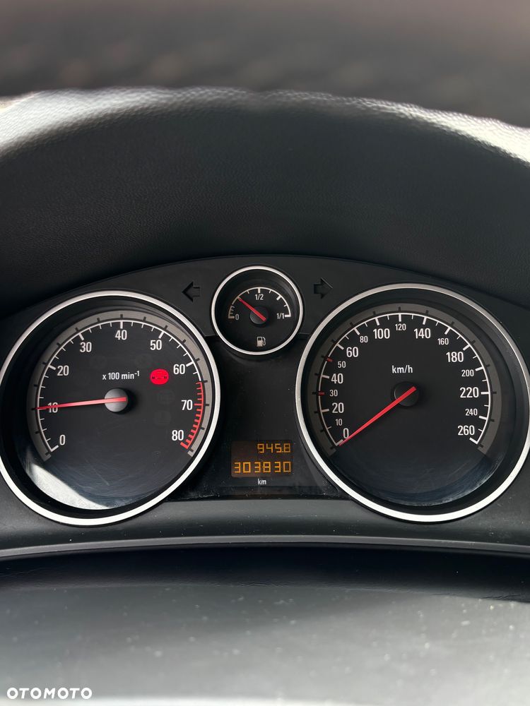 Opel Astra 1.4 NAVI - 11