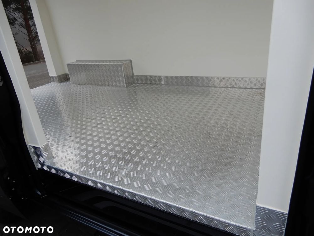 Mercedes-Benz Sprinter 319 CDI V6 3.0 CDI 190 KM Automat 7G-Tronic 4X4 Chłodnia -30*C Agregat Chłodniczy Rozstaw Osi 3665 mm Ładowność 1067 Kg WZMACNIANY Przebieg 10 Tys Km Jedyny Taki UNIKAT Stan NOWY Jak Z Fabryki POLECAM - 22