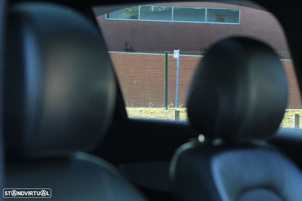 Mercedes-Benz C 300 d AMG Line - 37