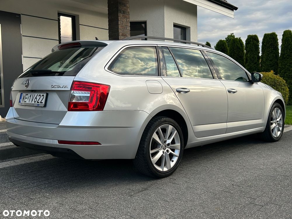 Skoda Octavia 2.0 TDI SCR Ambition DSG - 4