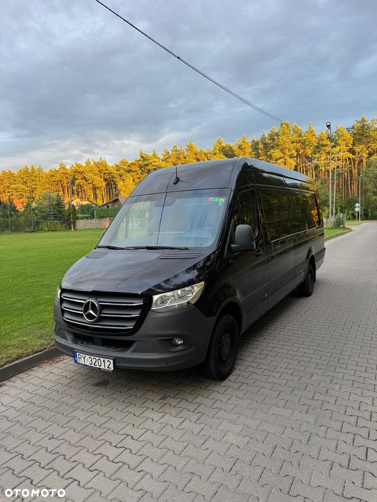 Mercedes-Benz Sprinter - 2