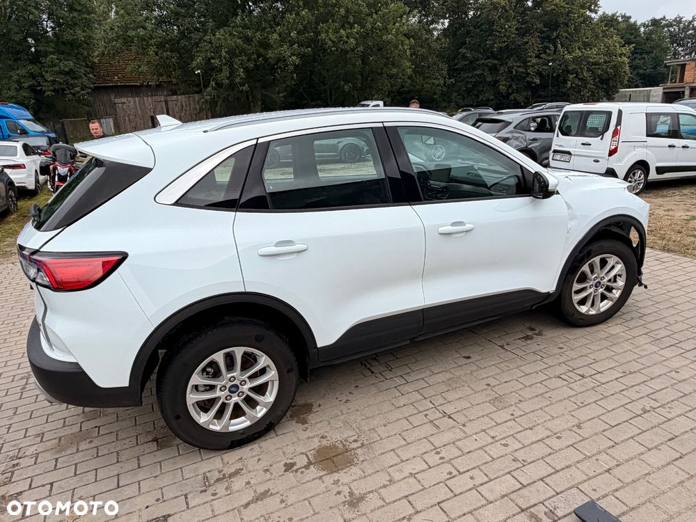 Ford Kuga 2.5 Duratec FHEV TITANIUM - 18