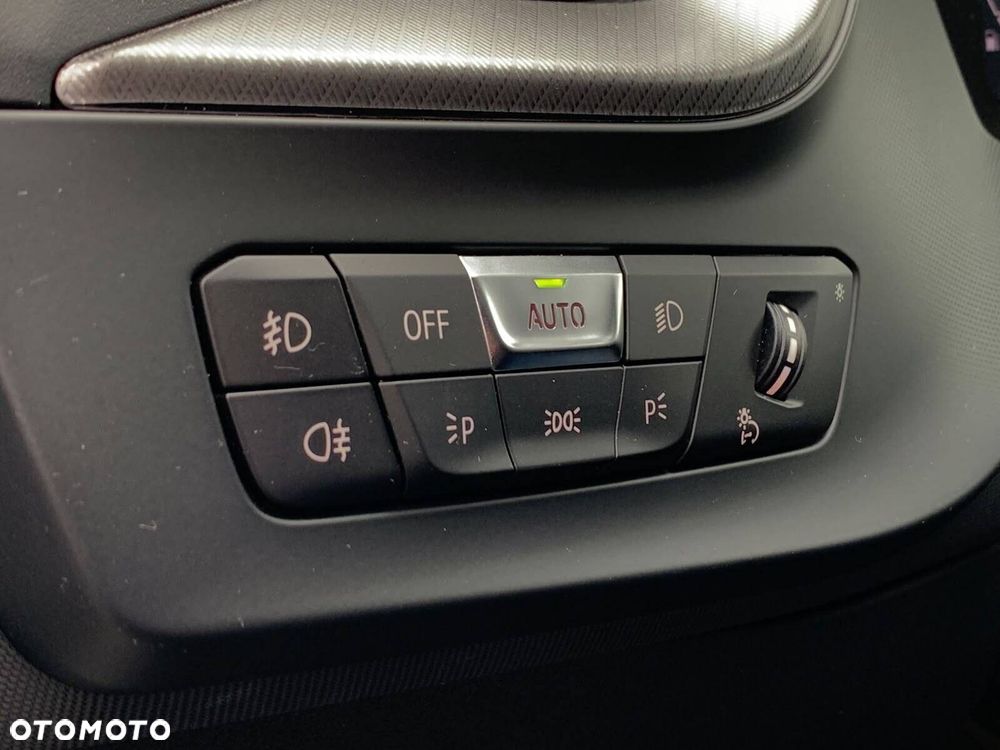 BMW Seria 2 - 32