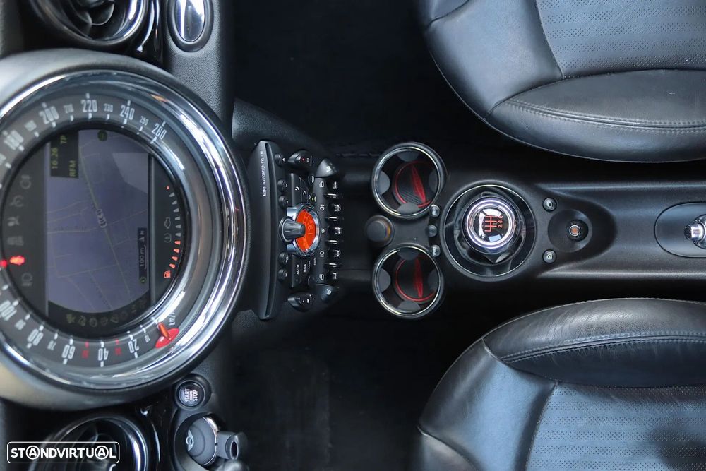 MINI 3 Portas John Cooper Works - 19