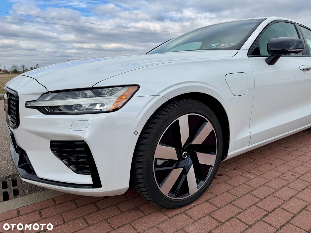 Volvo S60 T8 Recharge AWD Ultimate Dark - 3