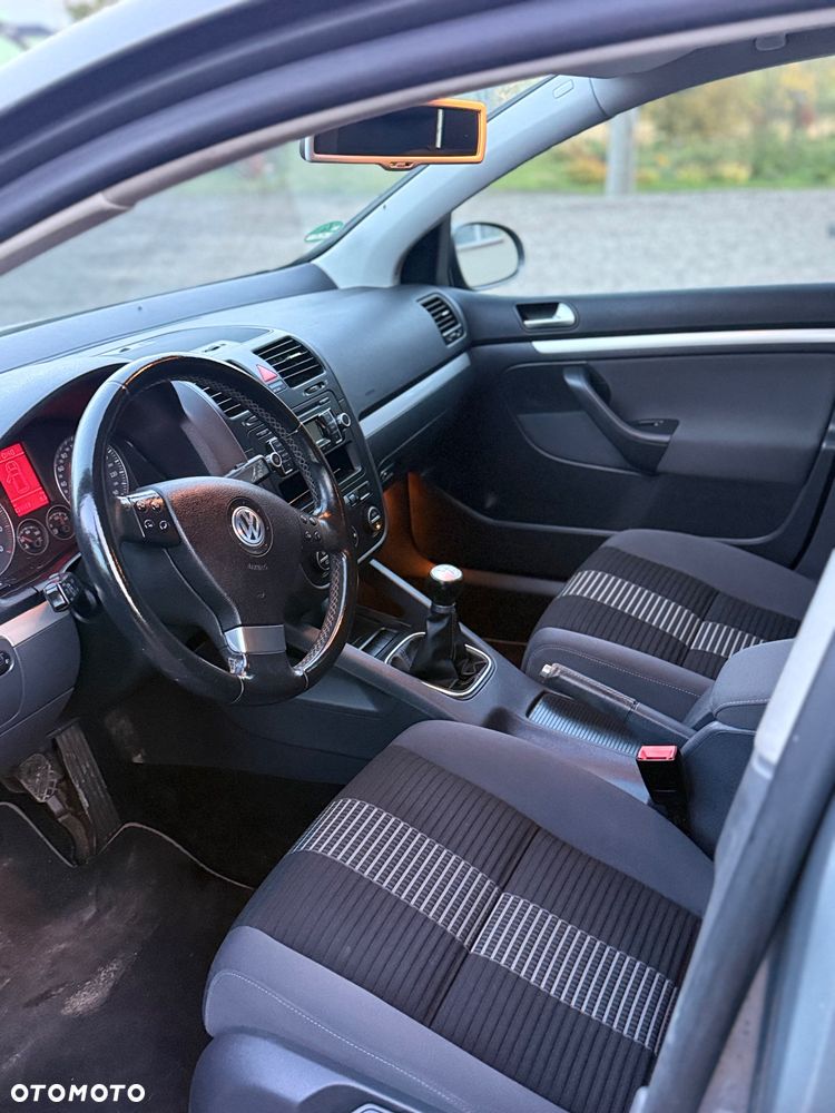 Volkswagen Golf 1.6 United - 29