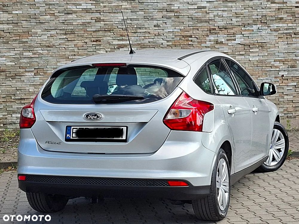 Ford Focus 1.6 TI-VCT Champions Edition - 18