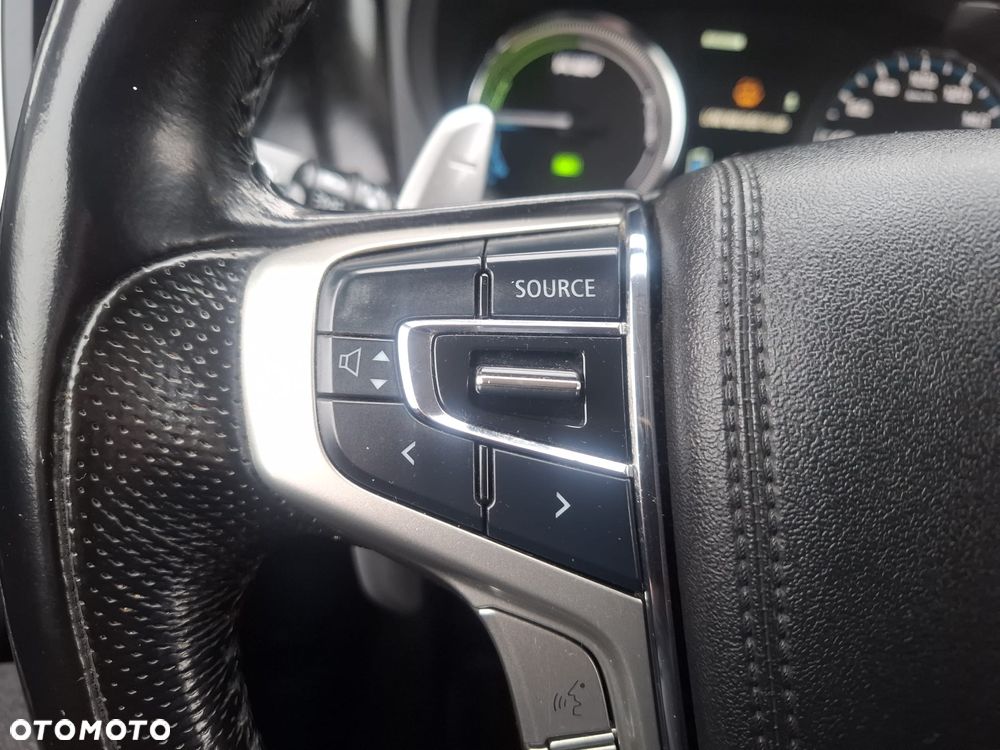 Mitsubishi Outlander 2.0 4WD - 26