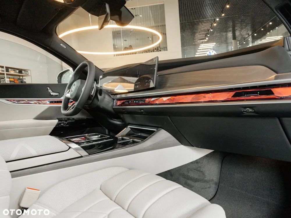 BMW Seria 7 740d xDrive - 8