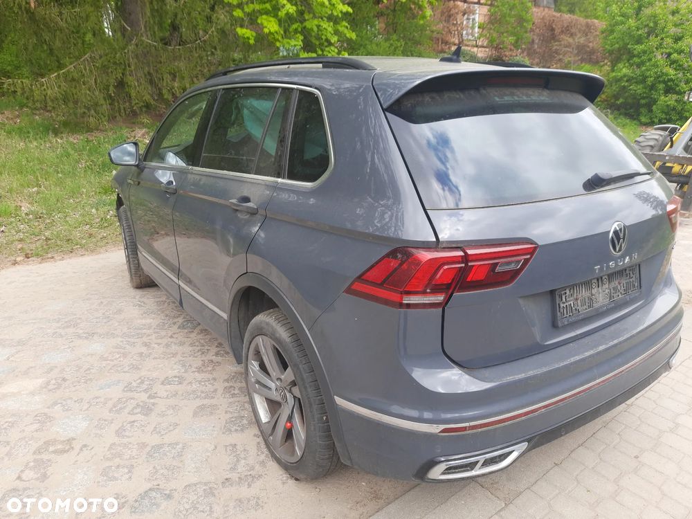 Volkswagen Tiguan 2.0 TDI SCR 4Mot R-Line DSG - 2