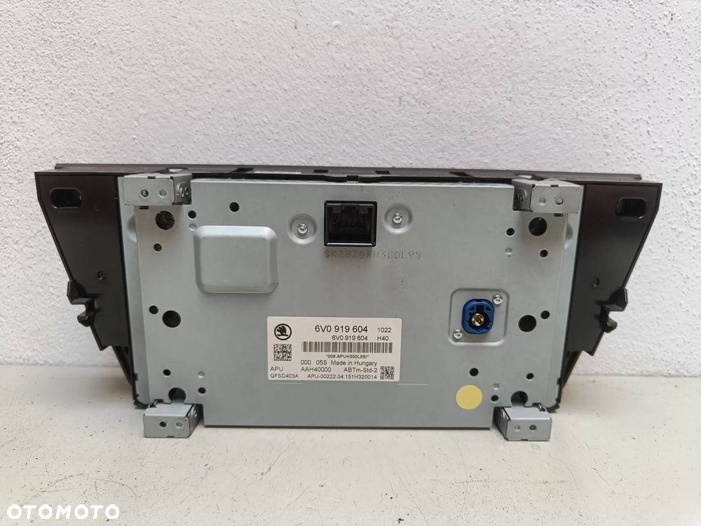 Radio Skoda Fabia 3 III Wyświetlacz Ekran 6V0919604 - 6