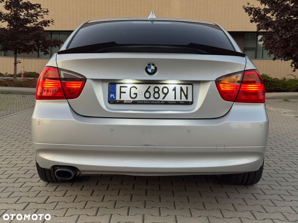 BMW Seria 3 - 10