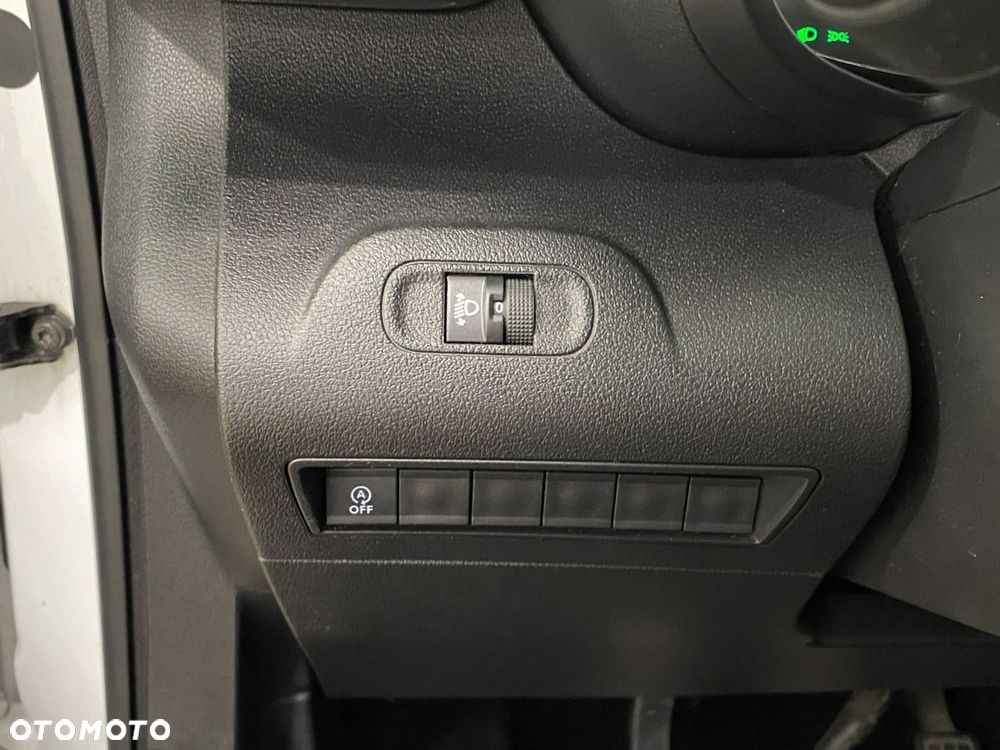 Toyota Proace City - 26