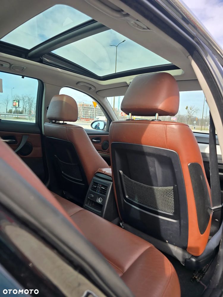 BMW Seria 3 330xd - 27