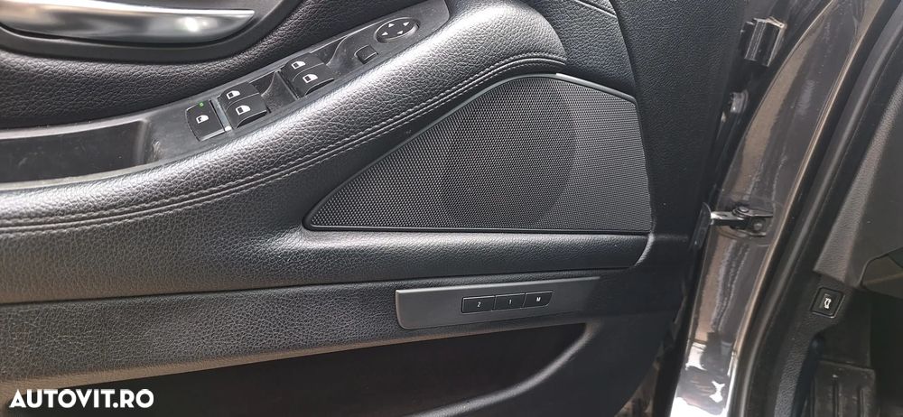 BMW Seria 5 520d Sport-Aut. - 9