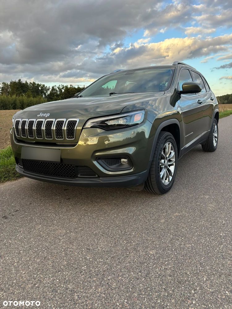 Jeep Cherokee - 16