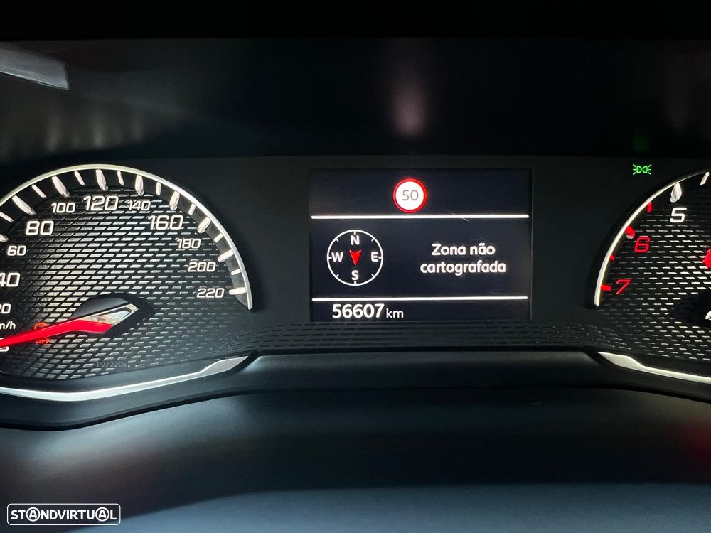 Peugeot 2008 1.2 PureTech Active Pack - 37