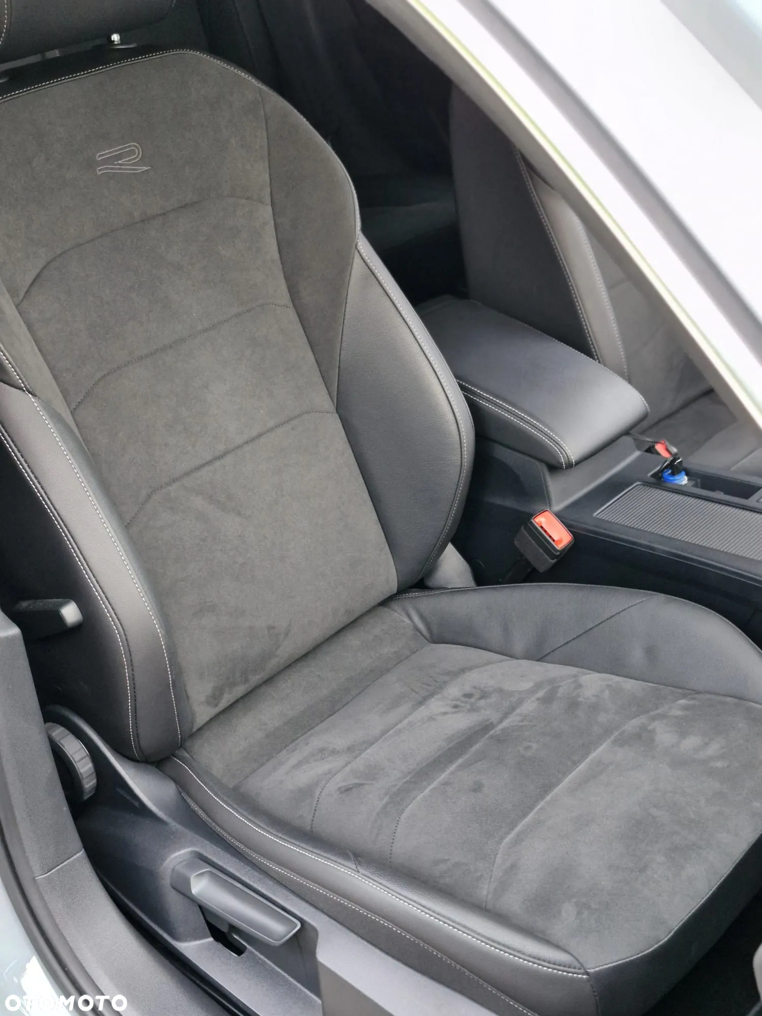 Volkswagen Arteon 2.0 TSI R-Line DSG - 23