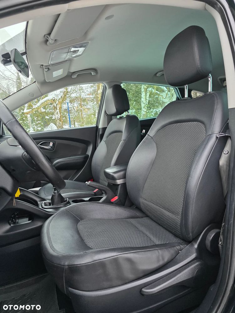 Hyundai ix35 1.6 2WD UEFA EURO 2012 Edition - 22