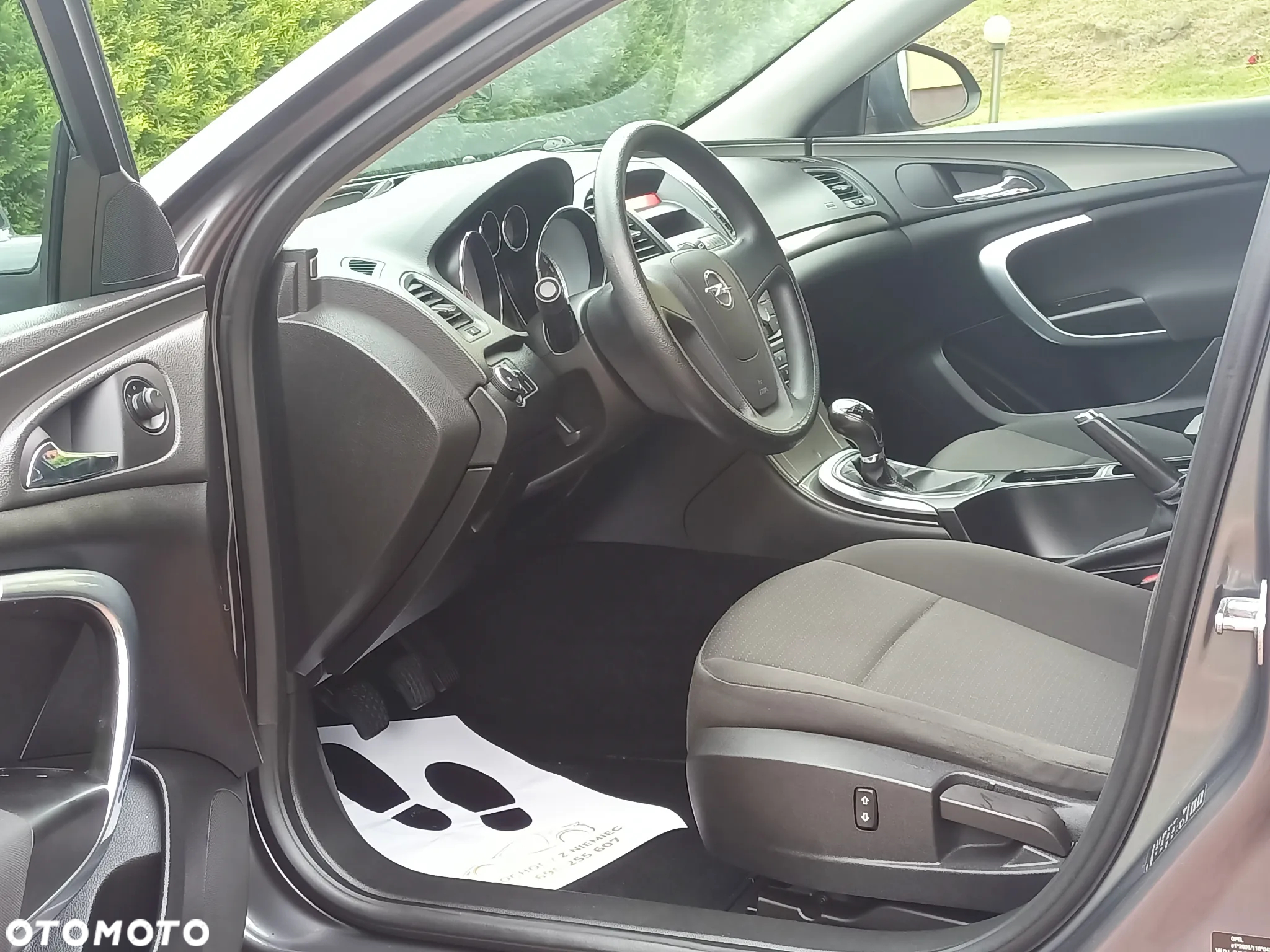 Opel Insignia 1.6 Edition - 2