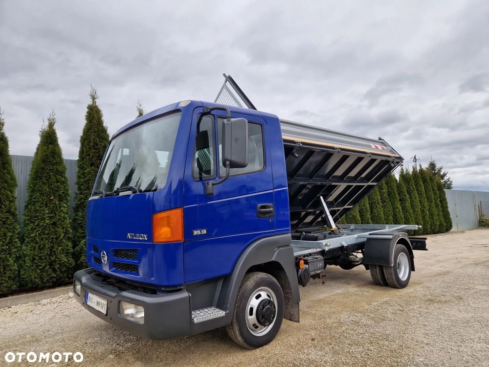 Nissan Atleon 3.0 - 2