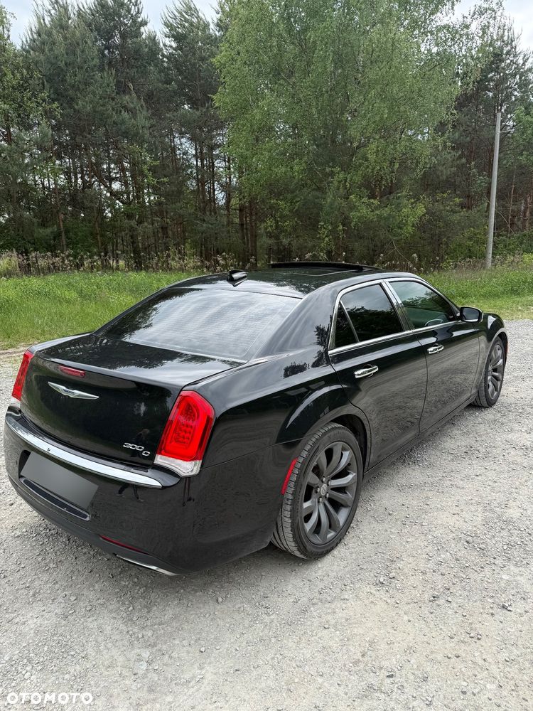 Chrysler 300C - 8