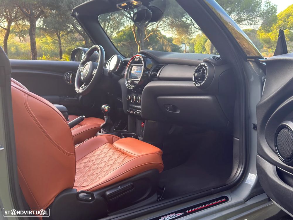 MINI Cabrio One - 11