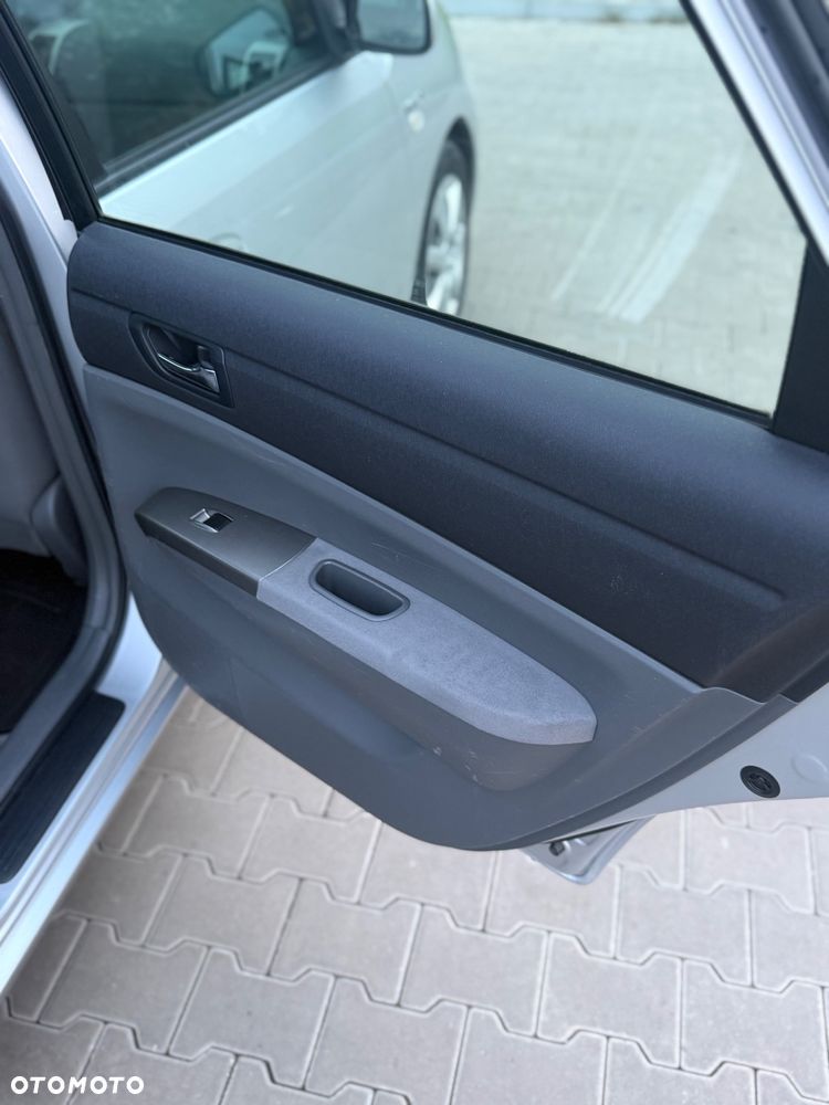 Toyota Prius 1.5 VVT-i Sol (nav) - 17