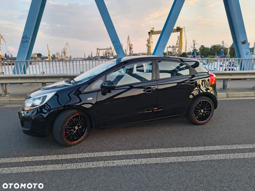 Kia Rio 1.4 M - 3