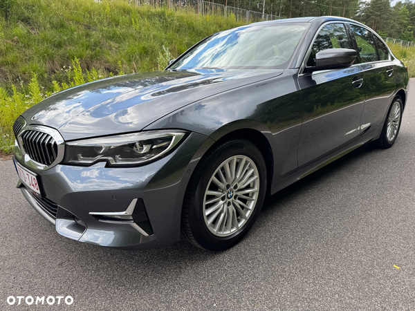 BMW Seria 3 318d Sport Line
