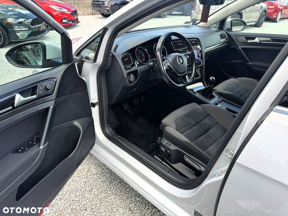 Volkswagen Golf VII 1.6 TDI BMT Highline - 10