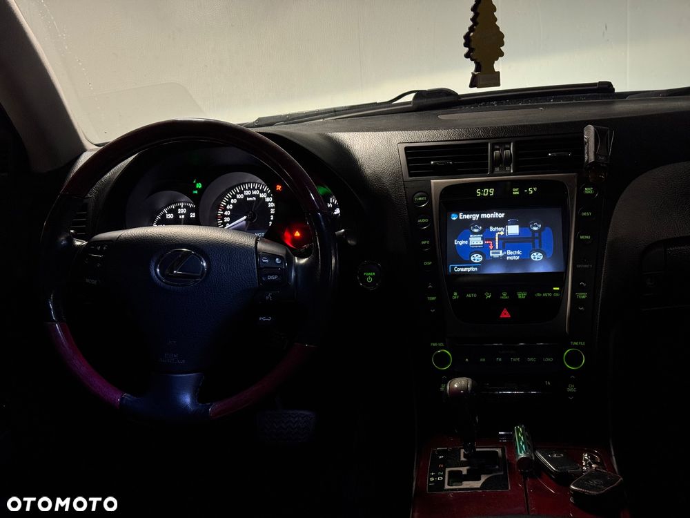 Lexus GS - 27