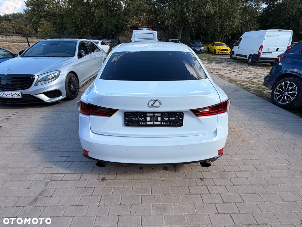 Lexus IS 250 Sport Line - 11