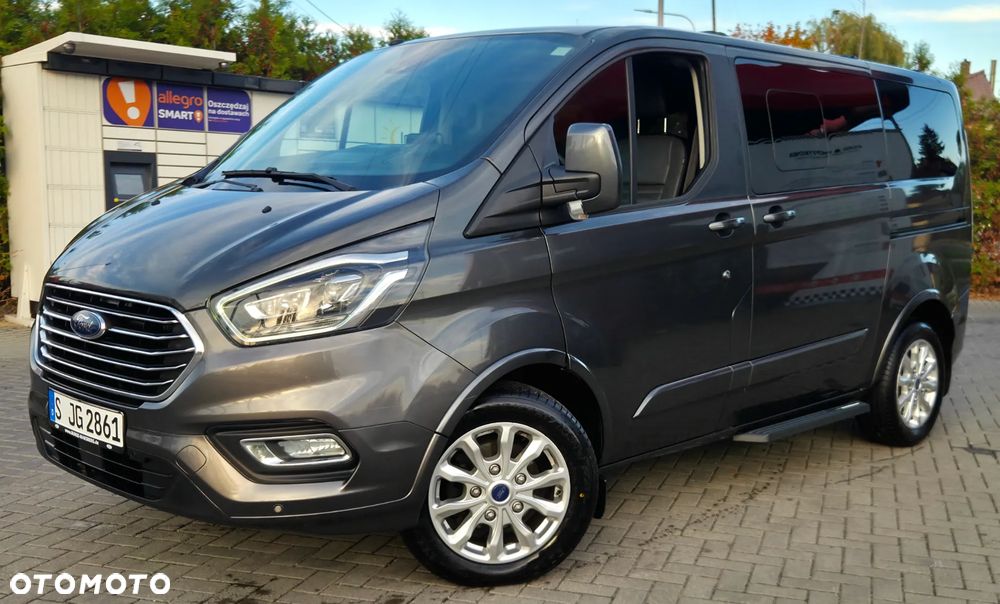 Ford Tourneo Custom - 5
