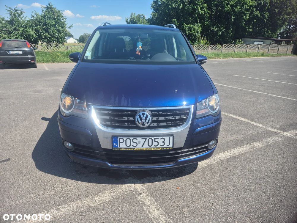 Volkswagen Touran 1.9 TDI Highline DSG - 6
