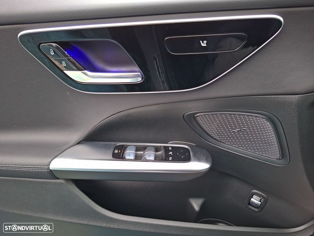 Mercedes-Benz C 300 de Avantgarde - 18