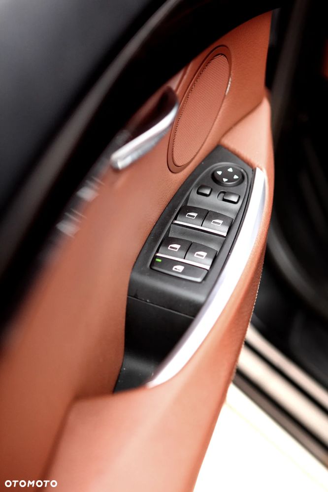 BMW 5GT 535i xDrive Gran Turismo - 12